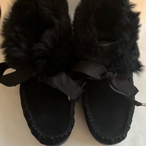 Tory Burch Black Aberdeen Slippers / Moccasins Suede Sherling Women's Sz 6 NWOB